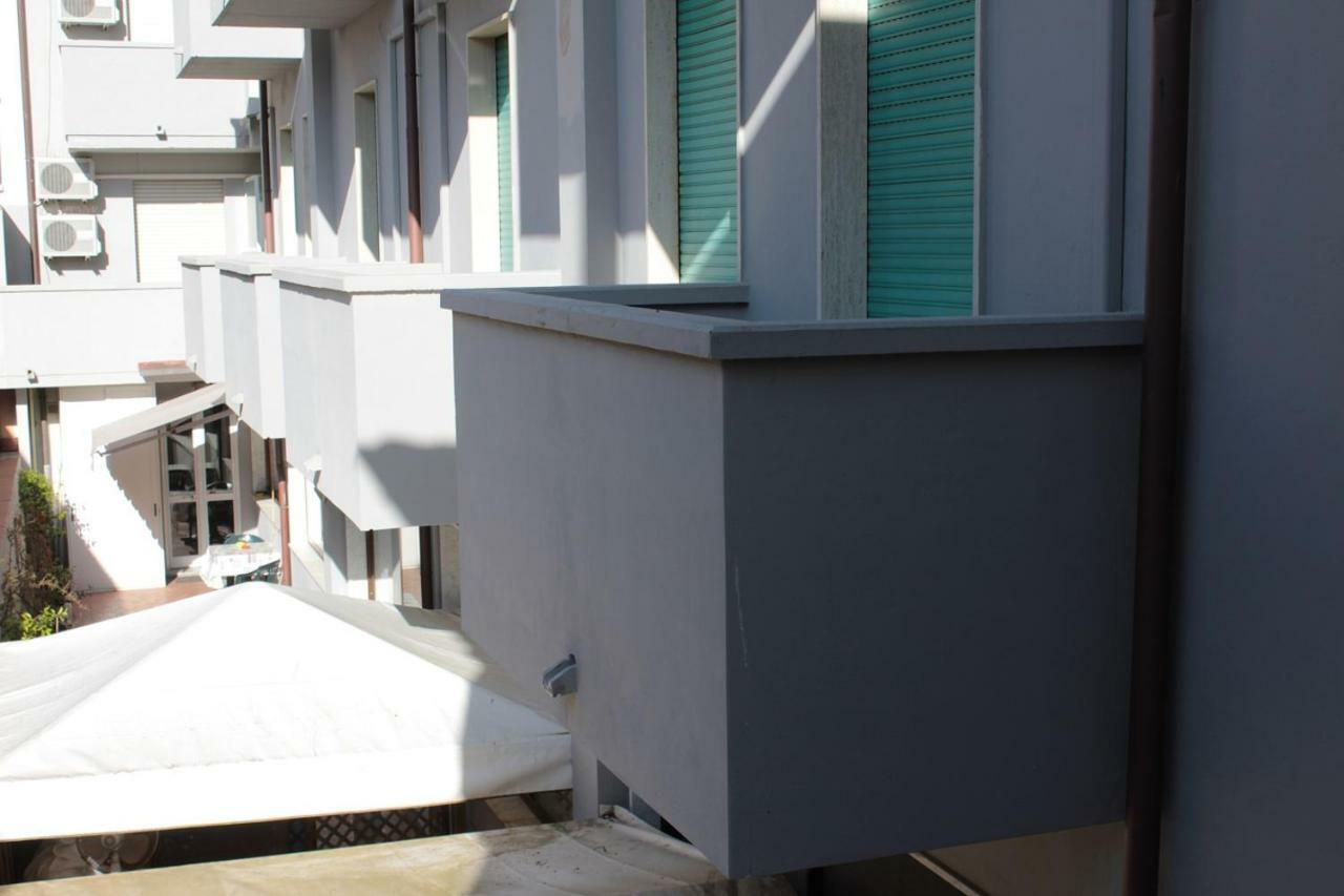 Hotel Derna Viareggio Dış mekan fotoğraf