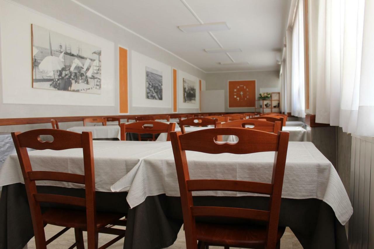Hotel Derna Viareggio Dış mekan fotoğraf